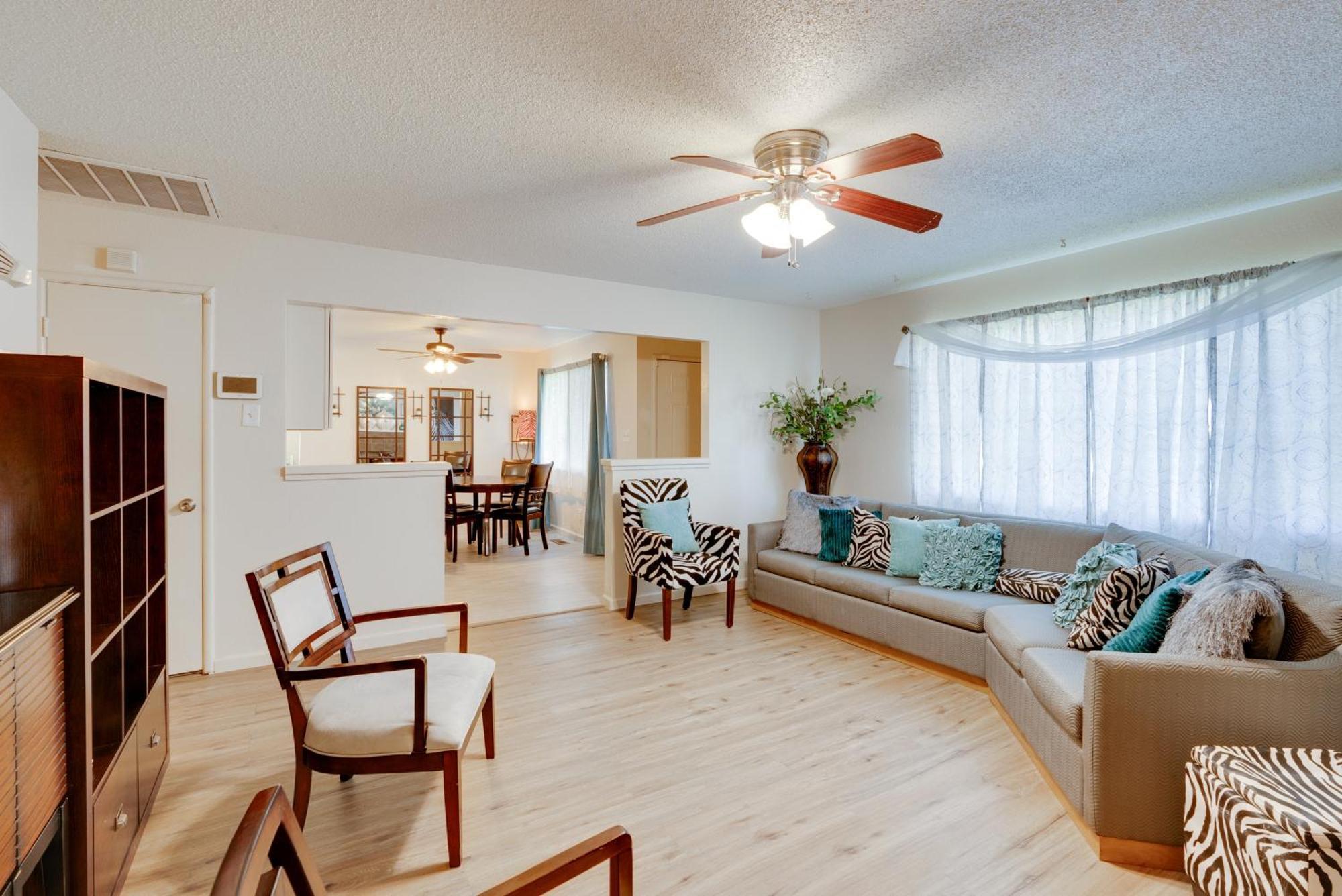 Breezy Fresno Home - Near Airport And Downtown Kültér fotó