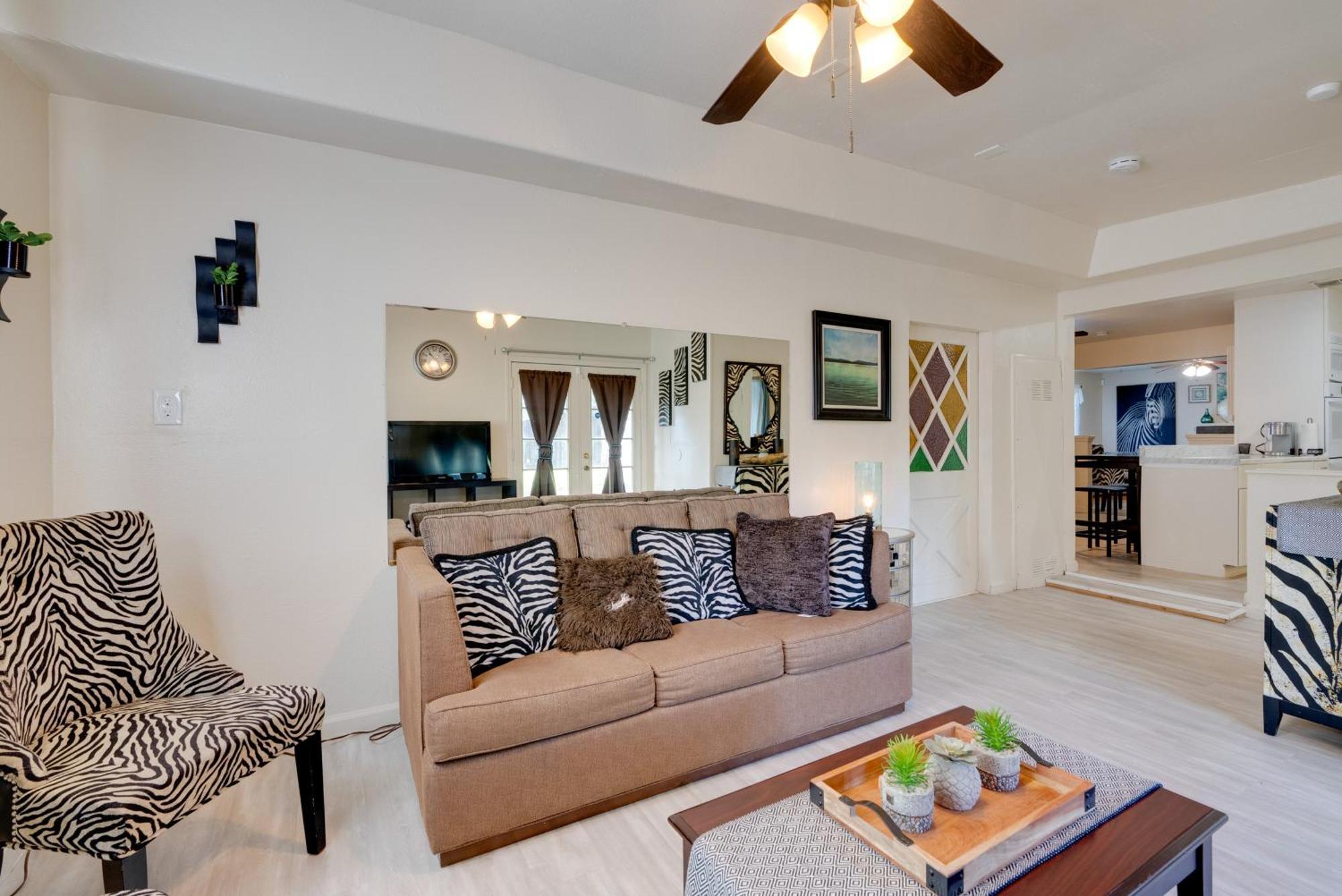 Breezy Fresno Home - Near Airport And Downtown Kültér fotó
